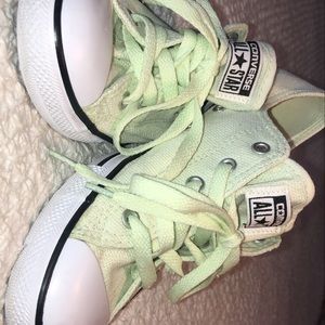 Melon Converse